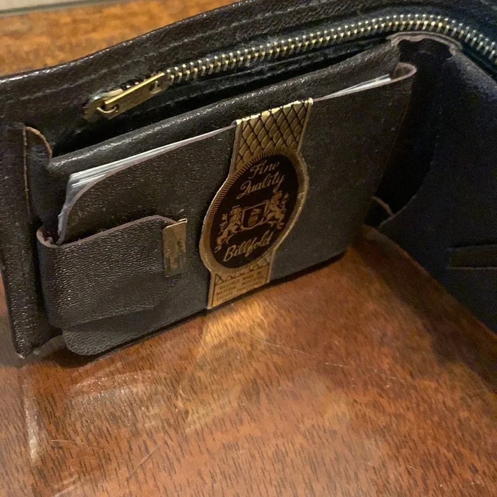 Vintage Fine Quality BillFold Wallet Split Cowhide Collectible Antique